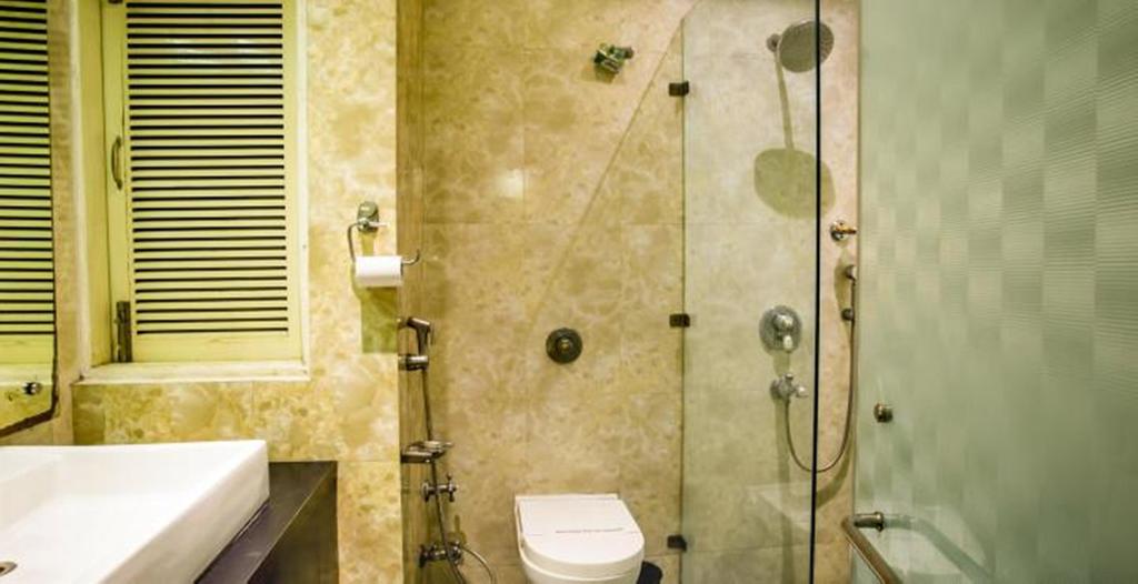 דלהי Hotel Arpit Palace מראה חיצוני תמונה