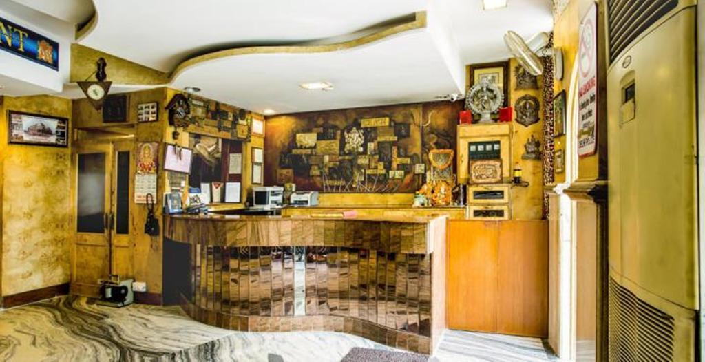 דלהי Hotel Arpit Palace מראה חיצוני תמונה