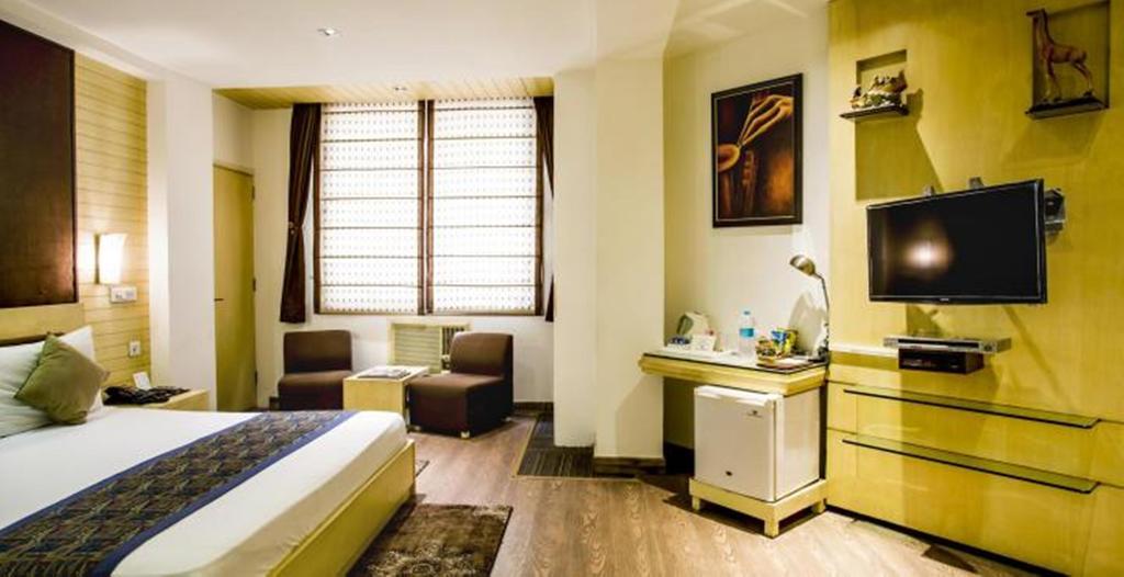 דלהי Hotel Arpit Palace מראה חיצוני תמונה