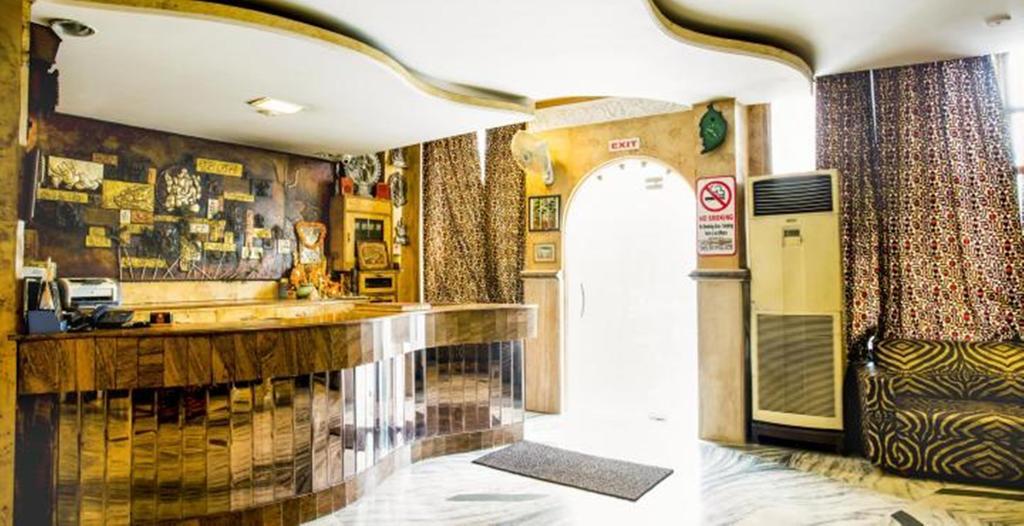דלהי Hotel Arpit Palace מראה חיצוני תמונה
